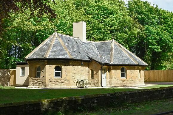The Lodge (Alnwick)