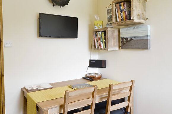 1¾ Denwick View