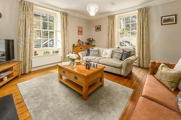 Earls Cottage