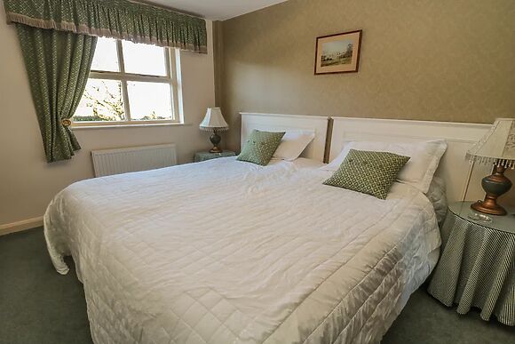 Holly Cottage