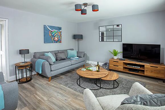 1 Wesley Mews