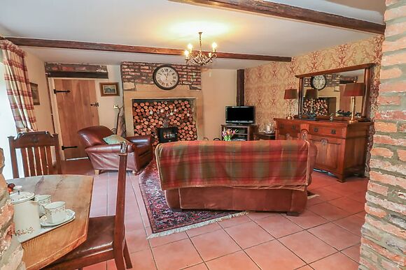 Holly Cottage