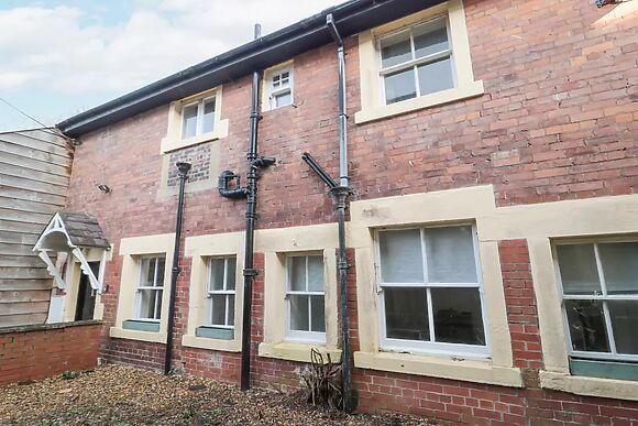 Courtyard Cottage