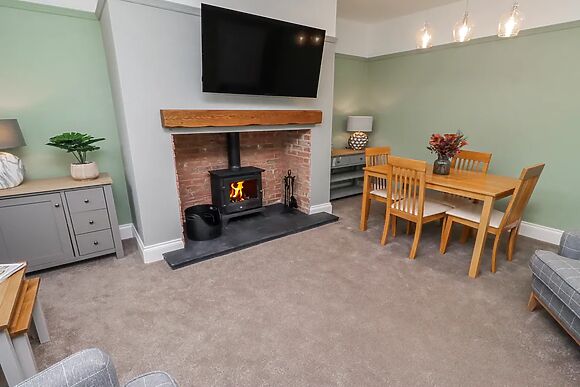 Middle Cottage