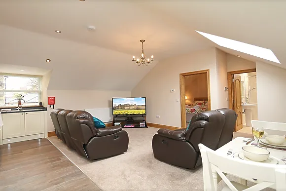 Thornbrae Apartment