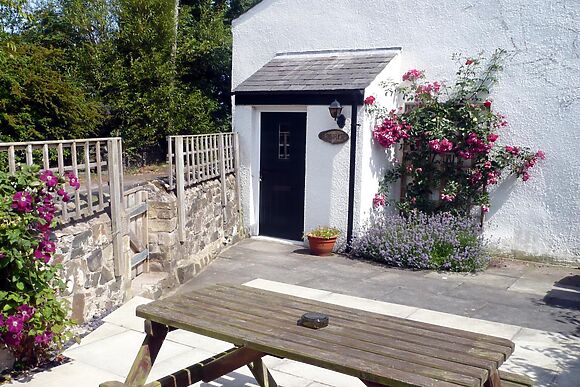 Larch Cottage