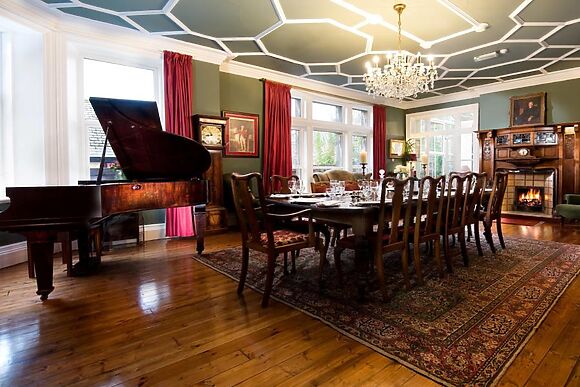 Ravenslaw House