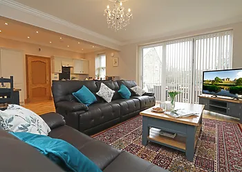 Lovely open-plan, welcoming property