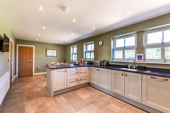 4 Brindles Manse